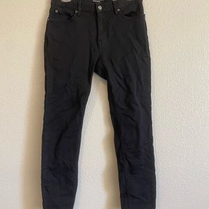 Banana Republic men’s Travelers pants